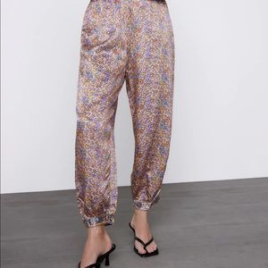 ZARA FLOWY PANTS